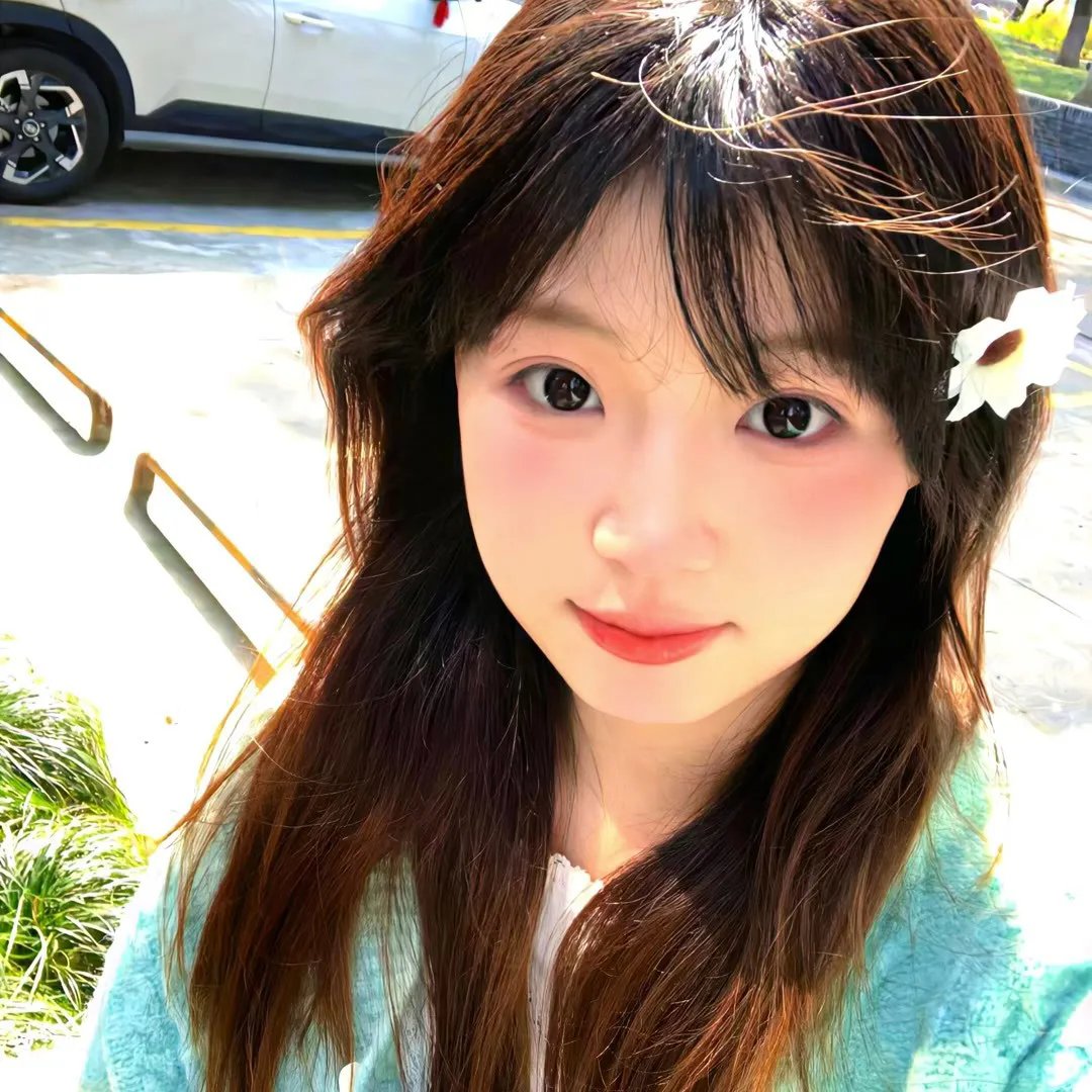 她不当女主很多年